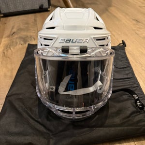 Large Bauer Re-Akt 150 Helmet w/ Concept III Face Shield (Used)