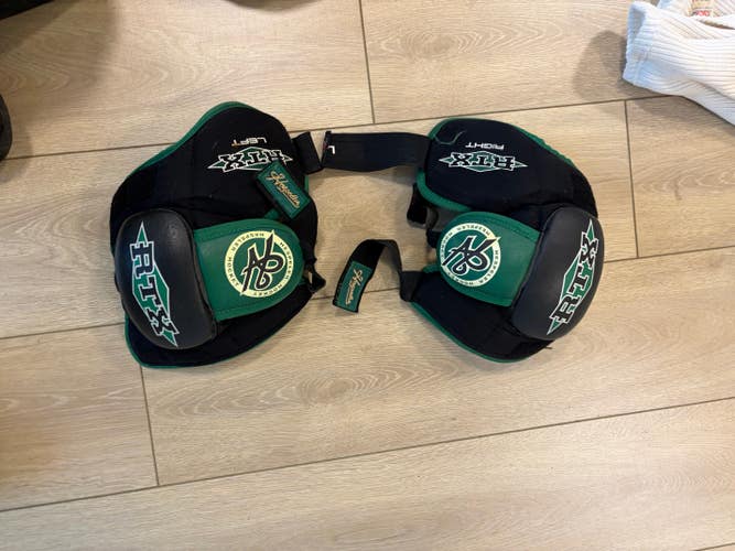 Men's Large Senior Hespeler Shoulder Pads (Used)