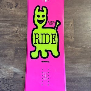 Ride Kink Snowboard Freestyle Medium Flex 155 cm (Used)