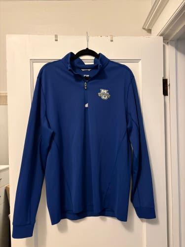 Marquette Cutter & Buck Quarter Zip. Size Large
