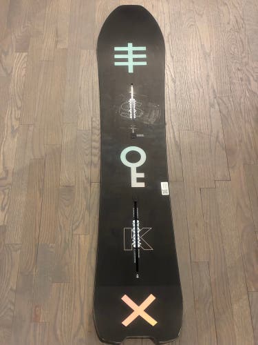 Burton Skeleton Key Snowboard I 150 cm
