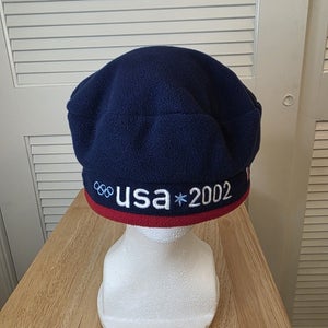 Vintage USA 2002 Olympics Berret Roots