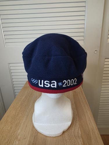 Vintage USA 2002 Olympics Berret Roots