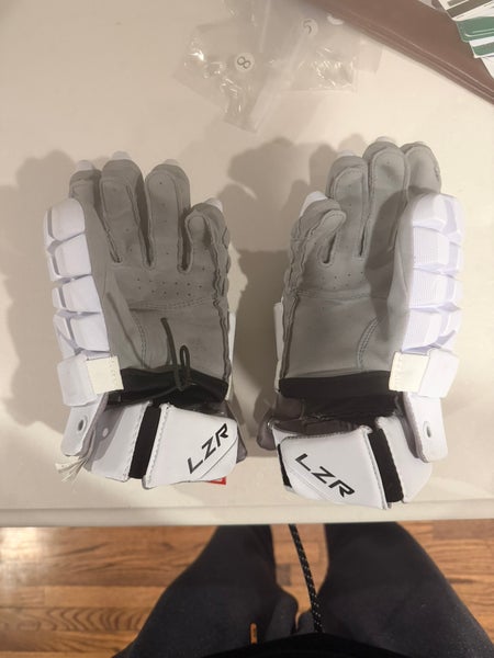 STX Surgeon LTZ Lacrosse Gloves Small (Used)