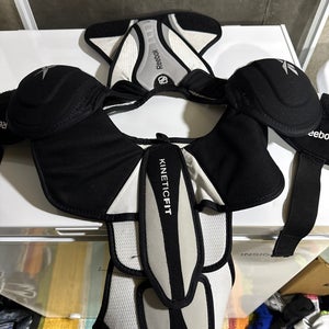 Large Junior Reebok Kinetic Fit 16K Shoulder Pads (Used)