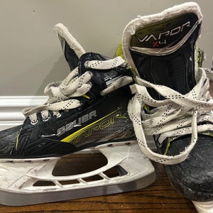Bauer Vapor X4 Hockey Skates Size 5.5