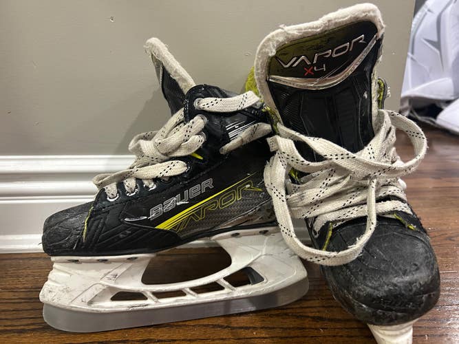 Bauer Vapor X4 Hockey Skates Size 5.5