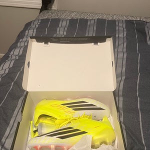 Yellow Men's Size M 12.0 (W 13.0) Adidas F50 adizero Turf Cleats Cleats (New)