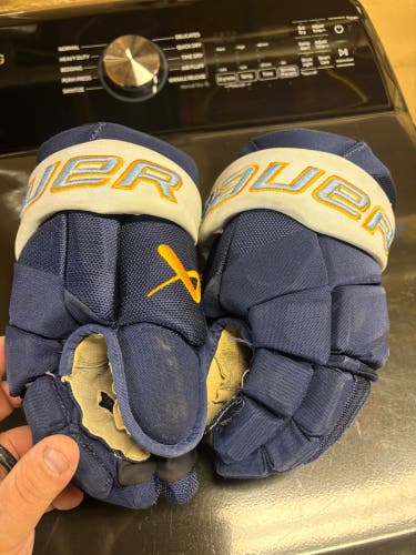 Bauer Vapor Hyperlite Gloves 13" Pro Stock (Used)