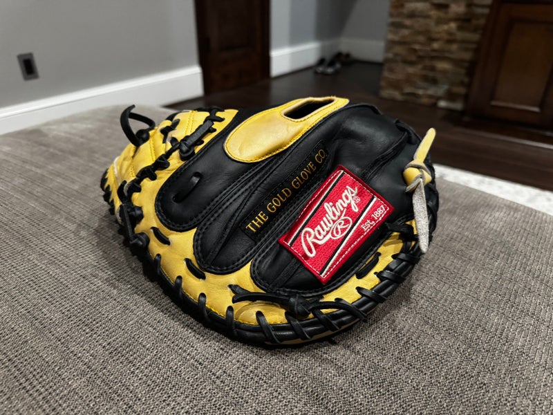 Rawlings Gold Glove Elite RH Catcher's Glove (Used)