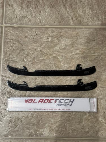 Bladetech Black DLC CCM XS 238 mm steel