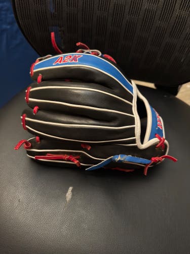 2024 Wilson A2K RH Infield Baseball Glove 11.75" (Used)
