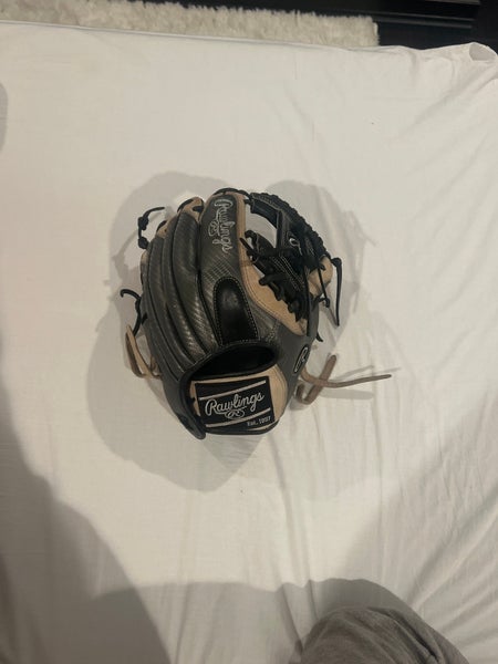 2023 Rawlings Heart of the Hide RH Infield Baseball Glove 11.5" (New)