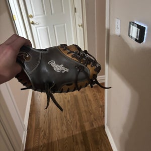2022 Rawlings Heart of the Hide RH Catcher's Baseball Glove 33" (Used)