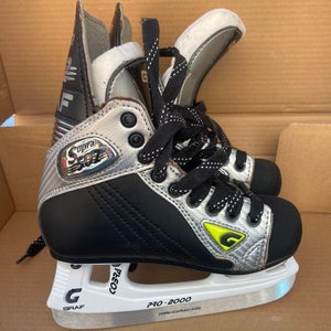 Graf Supra 502 Hockey Skates Size 1