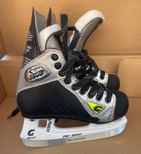 Graf Supra 502 Hockey Skates Size 1