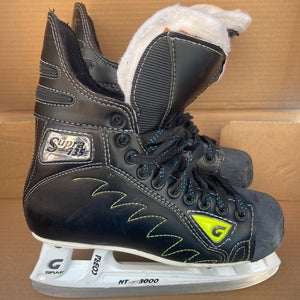 Used Graf Supra 735 Hockey Skates Size 5 Made in Canada!