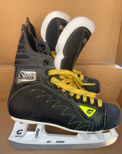 Graf Supra 735 Hockey Skates Size 5 Wide Made in Canada!