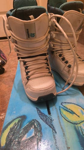 Burton Sapphire Snowboard Boots (Used) Size 8 Womens