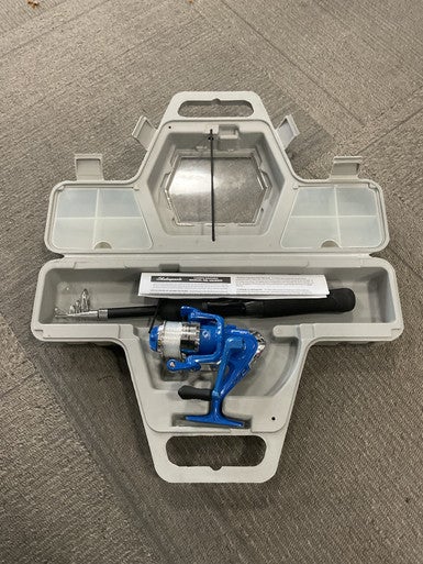 Used Shakespeare TELESCOPIC ROD AND REEL W/CASE Rod and Reel Combo 11614-S000229227