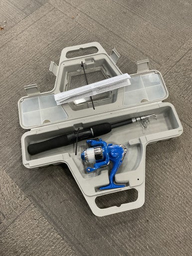 Used Shakespeare TELESCOPIC ROD AND REEL W/CASE Rod and Reel Combo 11614-S000229228