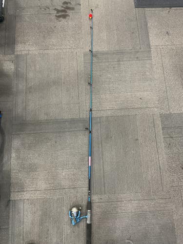 Used Zebco SLINGSHOT SPINNING REEL Rod and Reel Combo 11614-S000229225