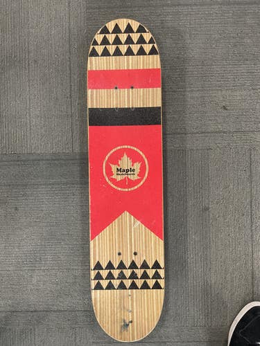 Used MAPLE SKATEBOARD Complete Skateboard Red 8" 11614-S000229223
