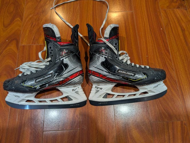 Bauer Vapor 2X Pro Hockey Skates Regular Width Size 9.0 D (Used)