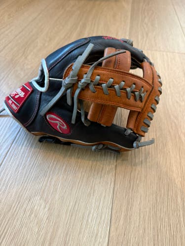 Rawlings R9 RH Baseball Glove 11" (Used)