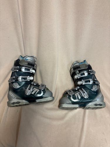Mondo 22 & 22.5 Unisex Tecnica All Mountain Diablo Flame Ski Boots (Used)