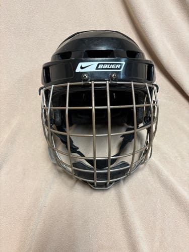 Adult Large Bauer NBH8500L Helmet (Used)