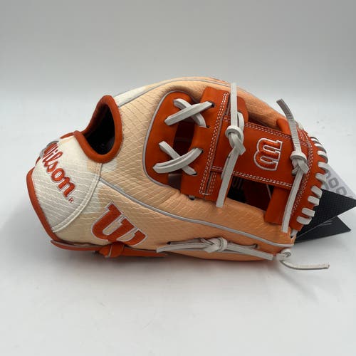 Wilson A2000 1975 11.75 GOTM Infield Baseball Glove