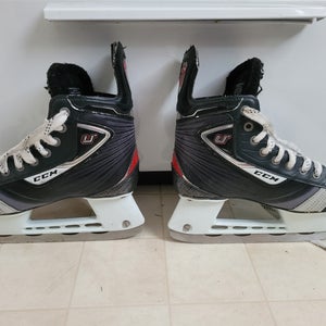 CCM Hockey Skates Regular Width Size 3.5