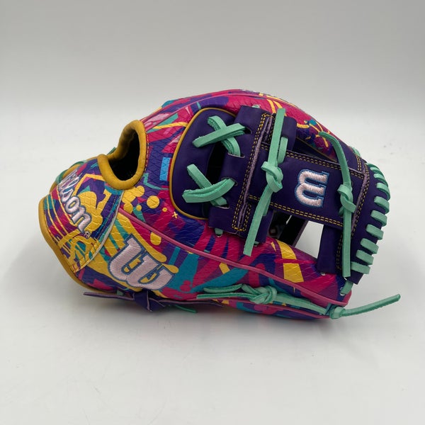 Wilson A2000 1786 11.5 GOTM Infield Baseball Glove