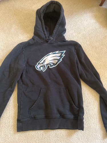 Black Eagles Boys Large Nike Sweatshirt (Used)