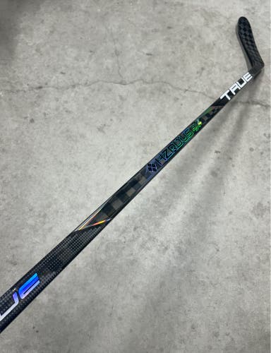 75 Flex P28M HZRDUS 9x4 Senior True Left Hand Hockey Stick Pro Stock (New)