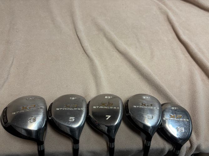 Men's Acer XP Right Handed woods (Full Set) Uniflex 5 Pieces (Used)