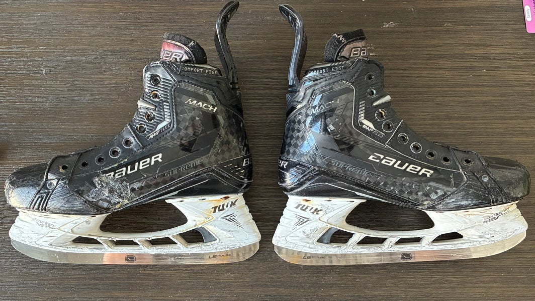 2022 Bauer Supreme Mach Hockey Skates Regular Width 8.5 (Used)