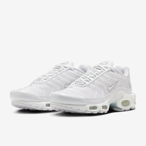 Nike Air Max Plus DM2362-100 Sneakers Women's 6.5 White Athletic Shoes HAWK1696