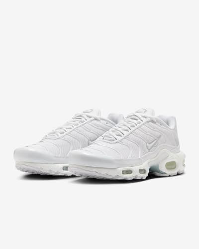 Nike Air Max Plus DM2362-100 Sneakers Women's 6.5 White Athletic Shoes HAWK1696
