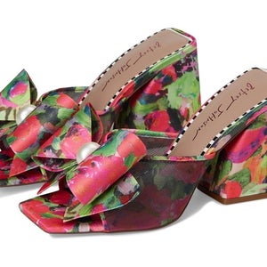 Blue by Betsey Johnson Jordn Sandals Women's 7.5 Red Floral Block Heel HAWK1766