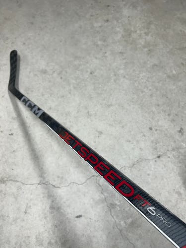 85 Flex Custom P28 Senior CCM JetSpeed FT6 Pro Right Hand Hockey Stick Pro Stock (New)