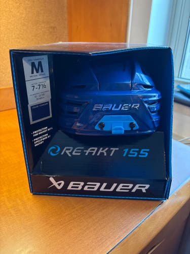 Medium Bauer Re-Akt 155 Helmet (Used)