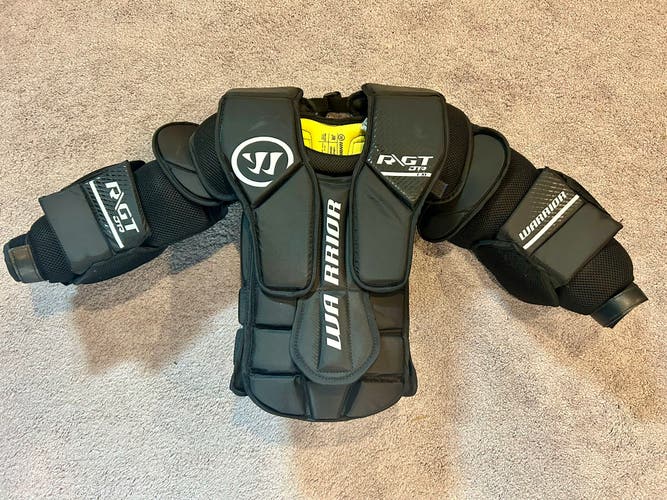 Jr Large/Extra Large Warrior Ritual GT Goalie Chest Protector (Used)