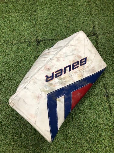 White Senior Bauer Supreme One.9 Goalie Blocker Regular (Used)