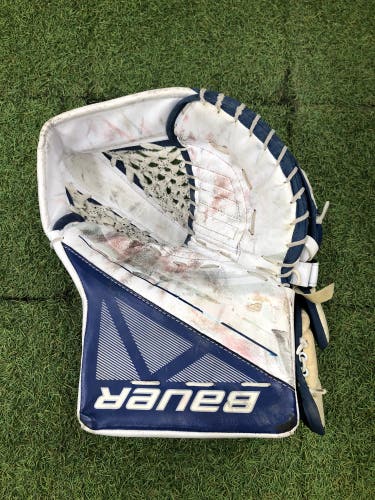 White Senior Bauer Supreme S170 Goalie Glove Regular (Used)