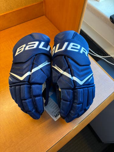 Bauer Vapor Flylite Gloves 14" (Used)