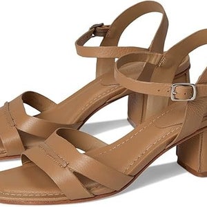 Bernardo Tarra Strappy Womens US 8 Sand Leather Mid Block Heel Sandals VER749
