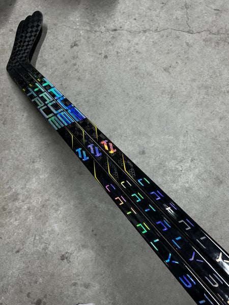 3 PACK - 70 Flex P28 Senior True Catalyst 9x3 Right Hand Hockey Stick Pro Stock (New)