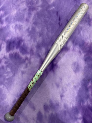 Silver Marucci Echo DMND2 Composite Bat (-11) 18 oz 29" (Used)